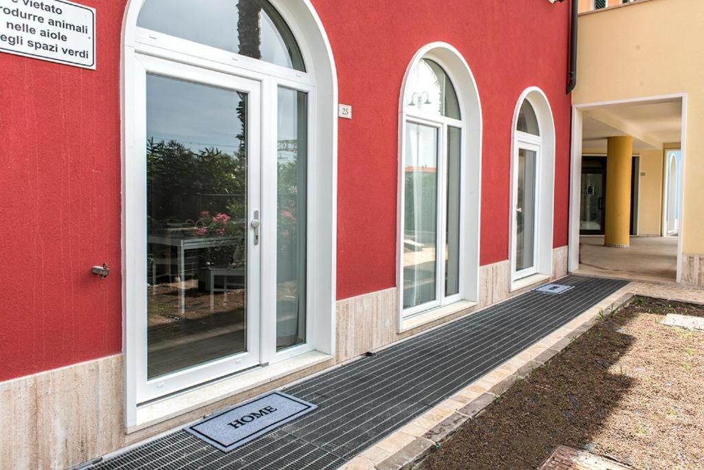 P010 - Porto Recanati, Nuovo Monolocale Fronte Mare Exterior foto
